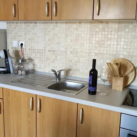 Elza Apartment *
